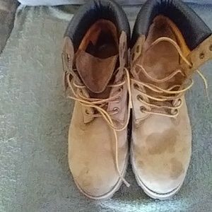 Timberland boots size 9 1/2